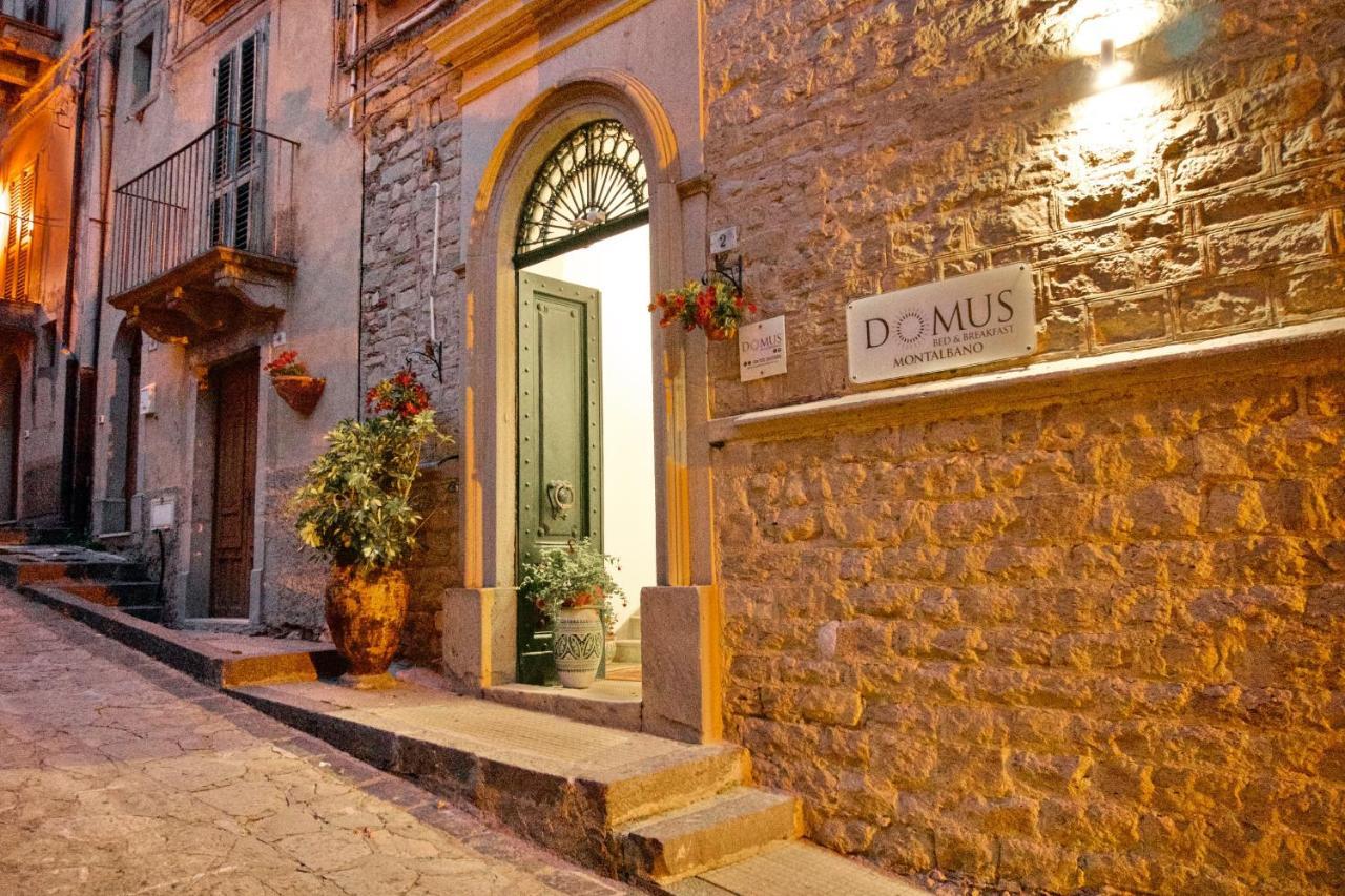 Domus Aurea Bed & Breakfast มอนตาลบาโน เอลิโคนา ภายนอก รูปภาพ