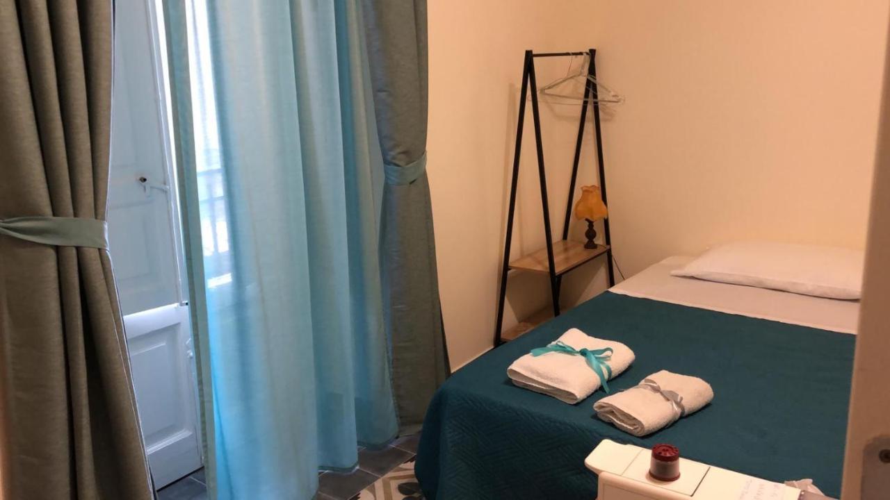 Domus Aurea Bed & Breakfast มอนตาลบาโน เอลิโคนา ภายนอก รูปภาพ