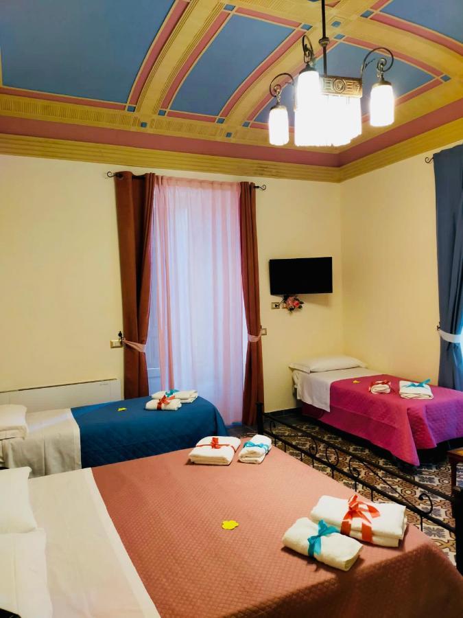 Domus Aurea Bed & Breakfast มอนตาลบาโน เอลิโคนา ภายนอก รูปภาพ